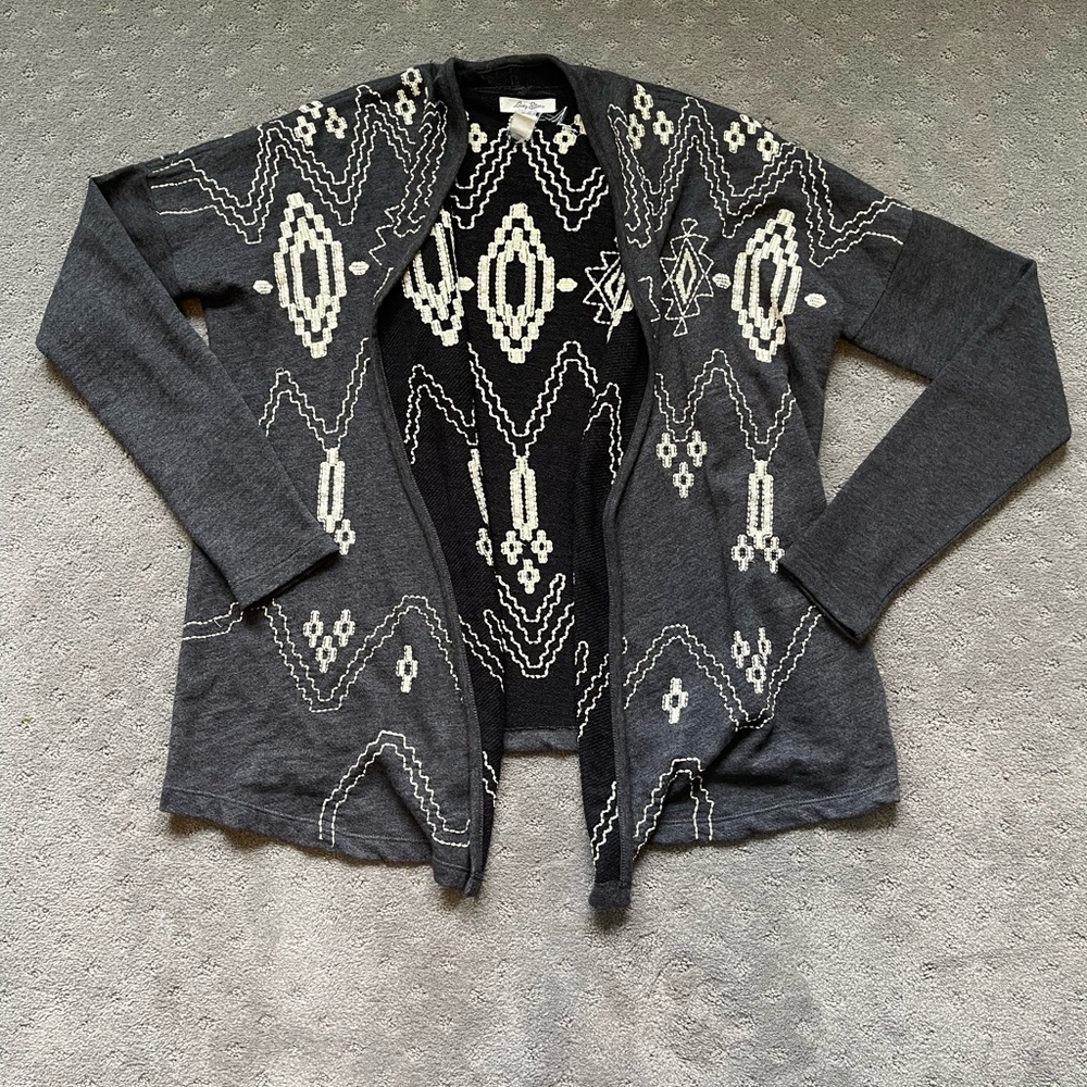 Lucky Bliss Gray Embroidered Open Front Cardigan Size Large